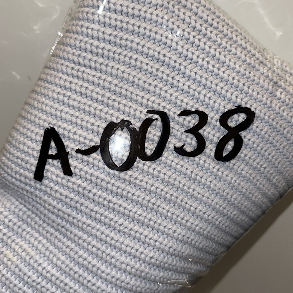 French Connection Cropped Cozy Light Blue Knit Sweater. 100% Cotton. Size Medium - Picture 9 of 9